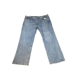Levi’s Relaxed Straight Big & Tall Jeans 48x30. Medium Blue.  Men’s Levi’s.